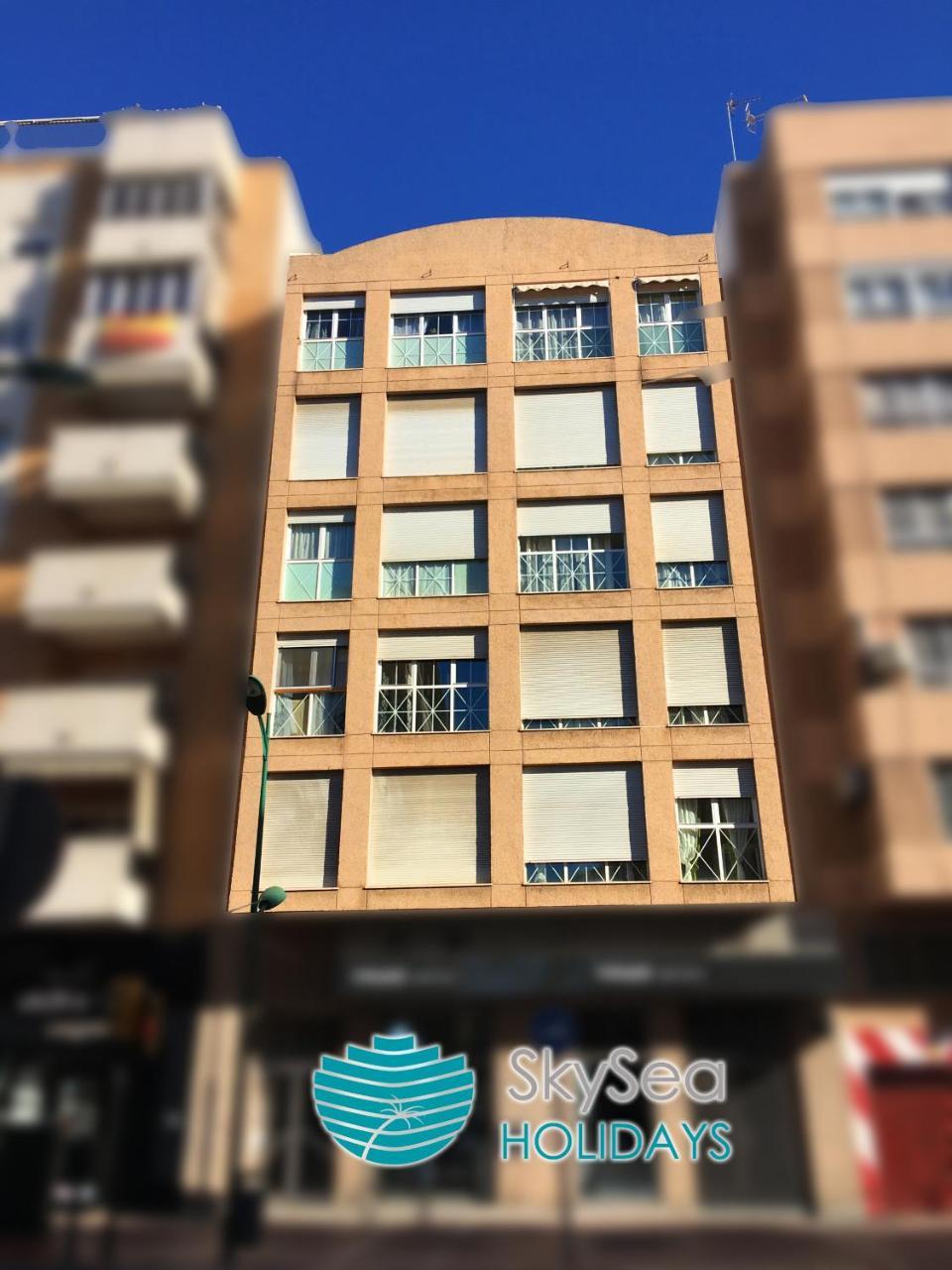 Апартаменти Skysea Holidays Malaga Alameda Екстер'єр фото